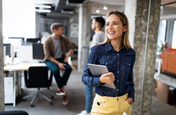 Trabajo: 60% de las empresas buscan personas con título profesional o técnico